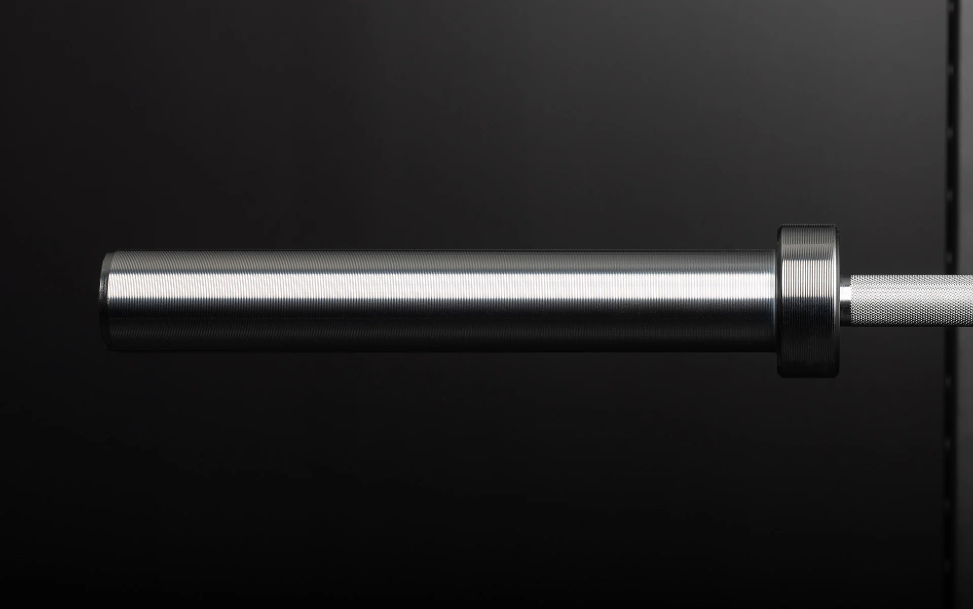Alpine™ Weightlifting Bar - 15kg - Image 4