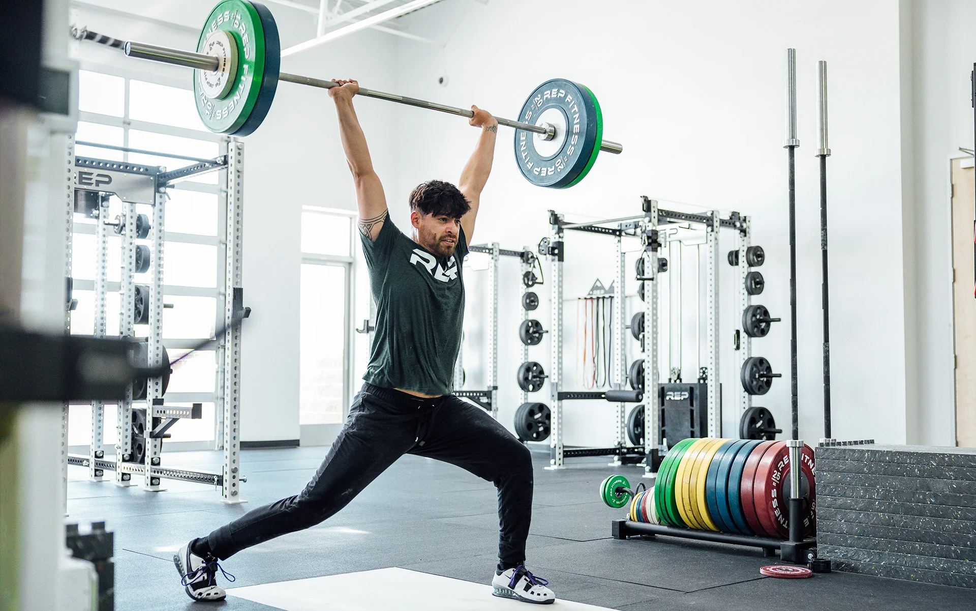 Alpine™ Weightlifting Bar - 20kg - Image 11