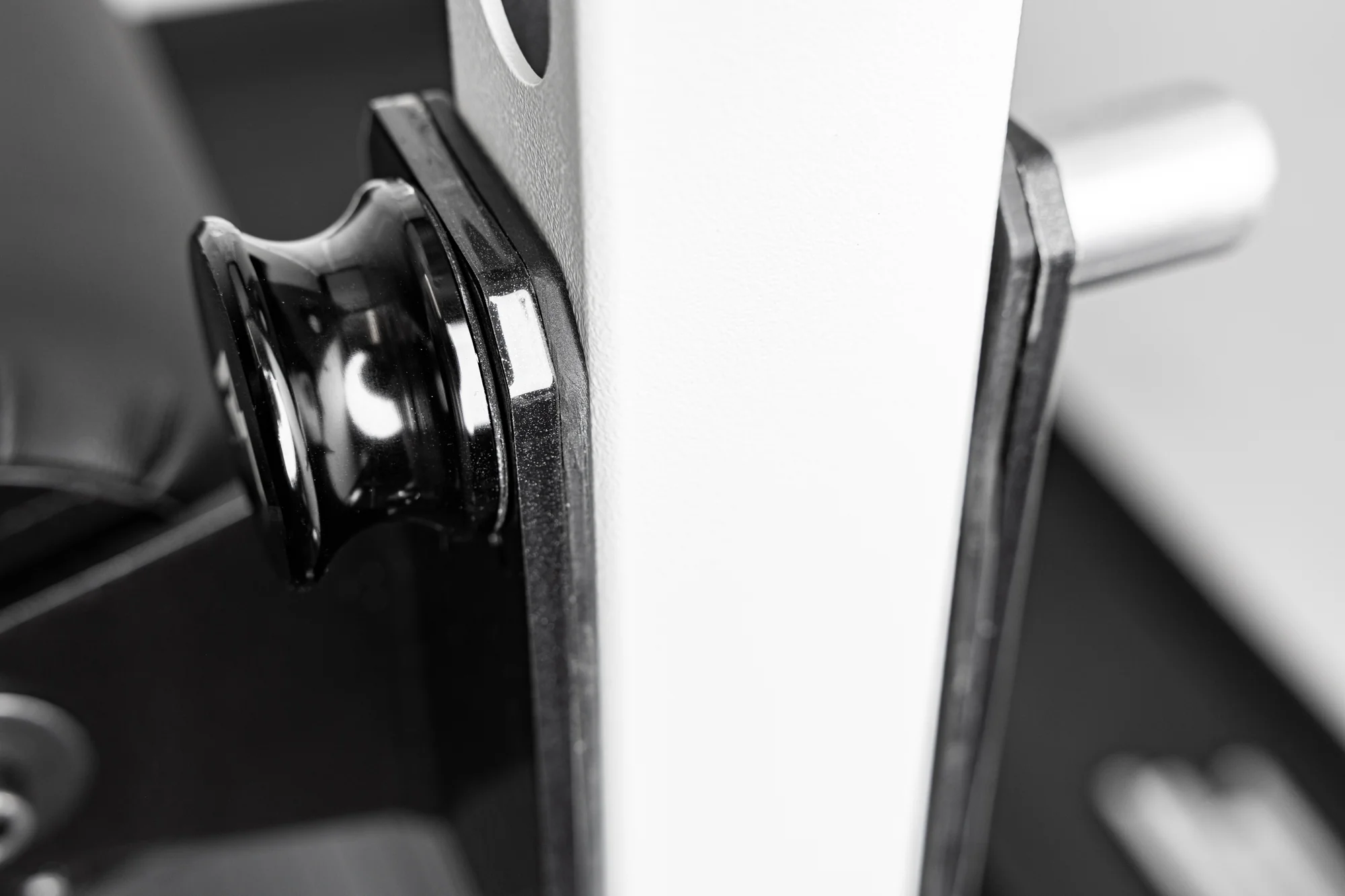 Altitude™ Leg Roller - Image 11