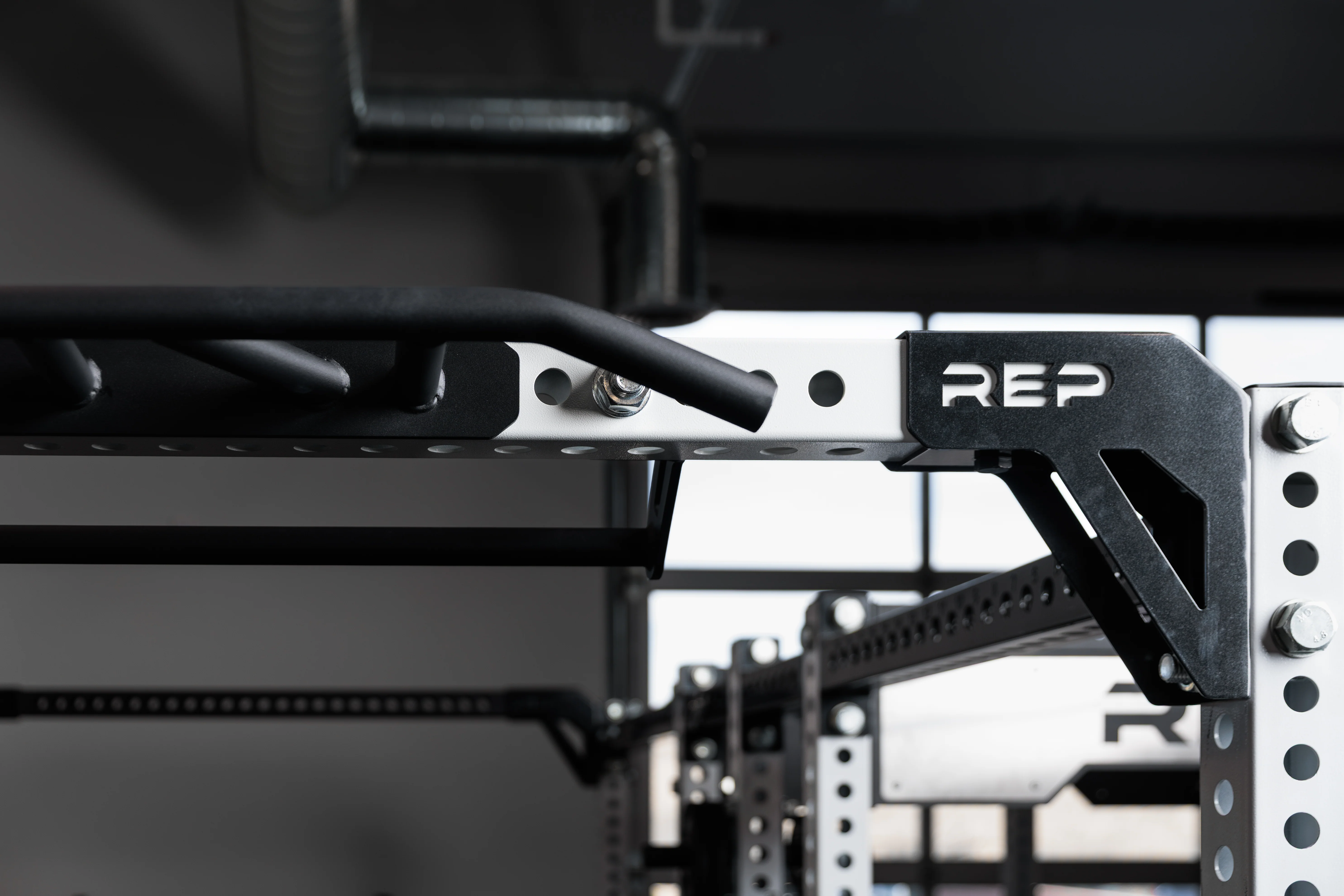 Crossmember Multi-Grip Pull-Up Bar - Image 7