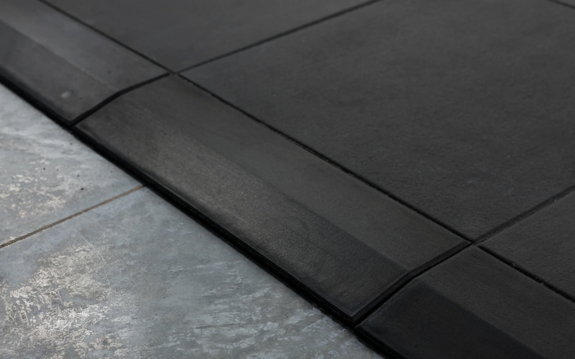 Interlocking Floor Tiles - Image 5
