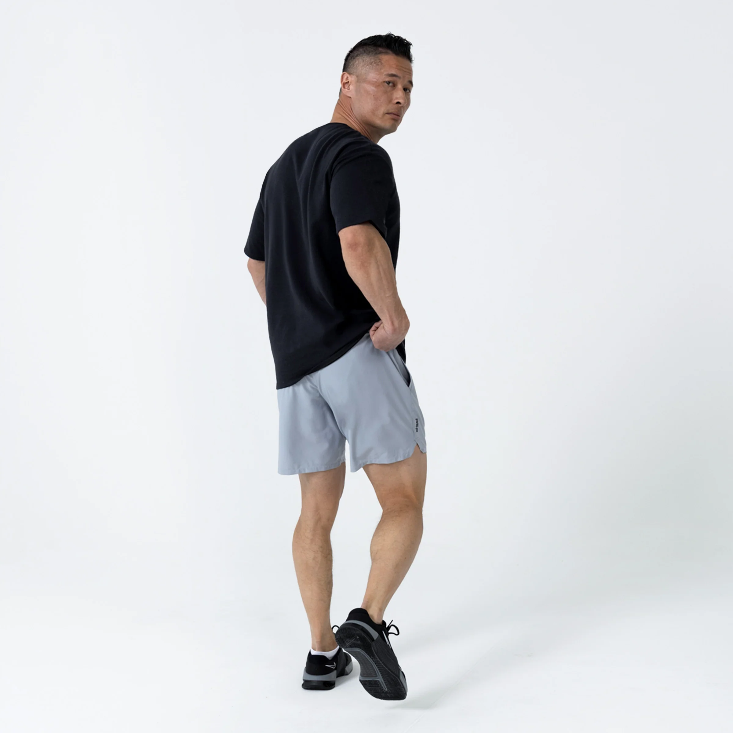 Men's Magnis Heavyweight T-Shirt - Image 6