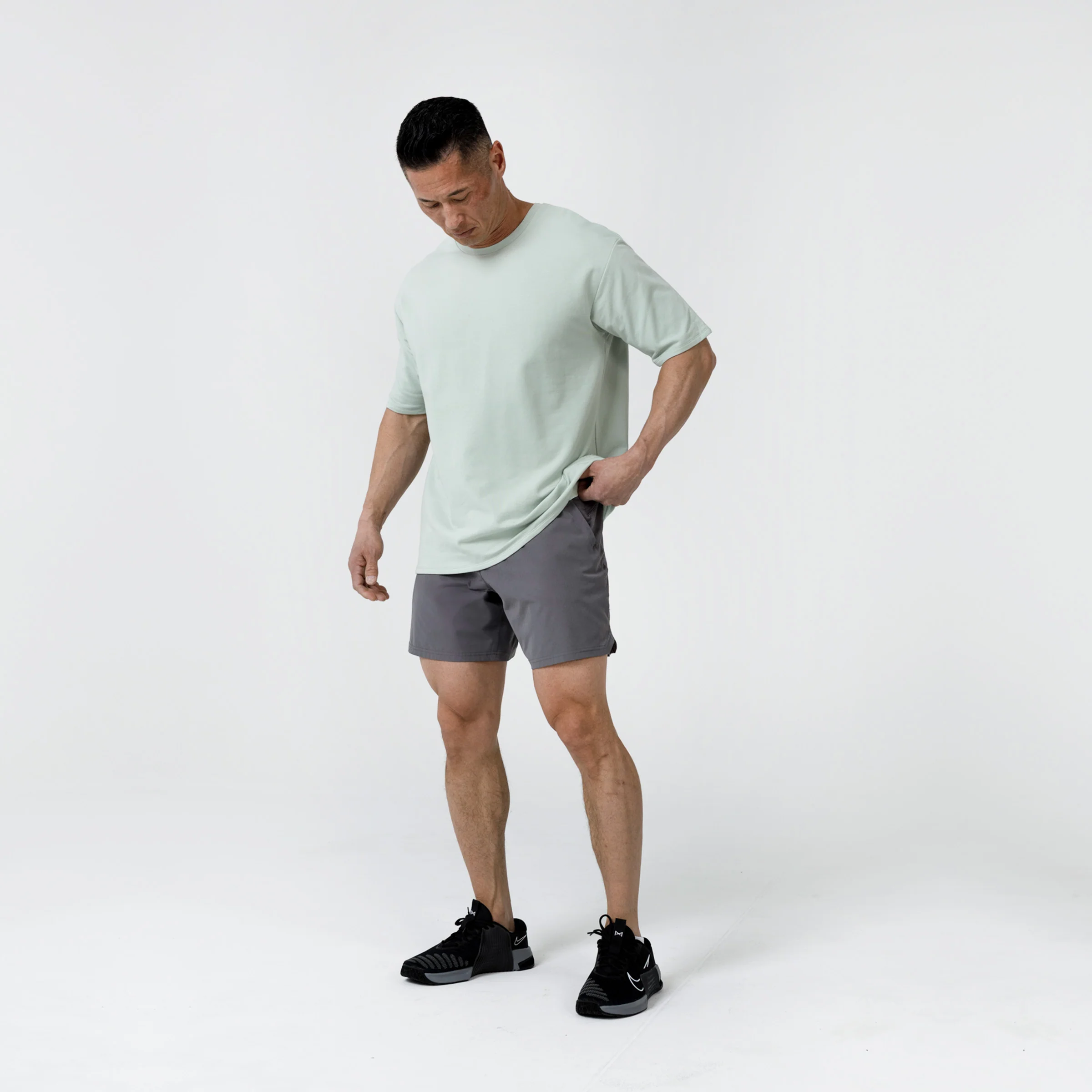 Men's Magnis Heavyweight T-Shirt - Image 9