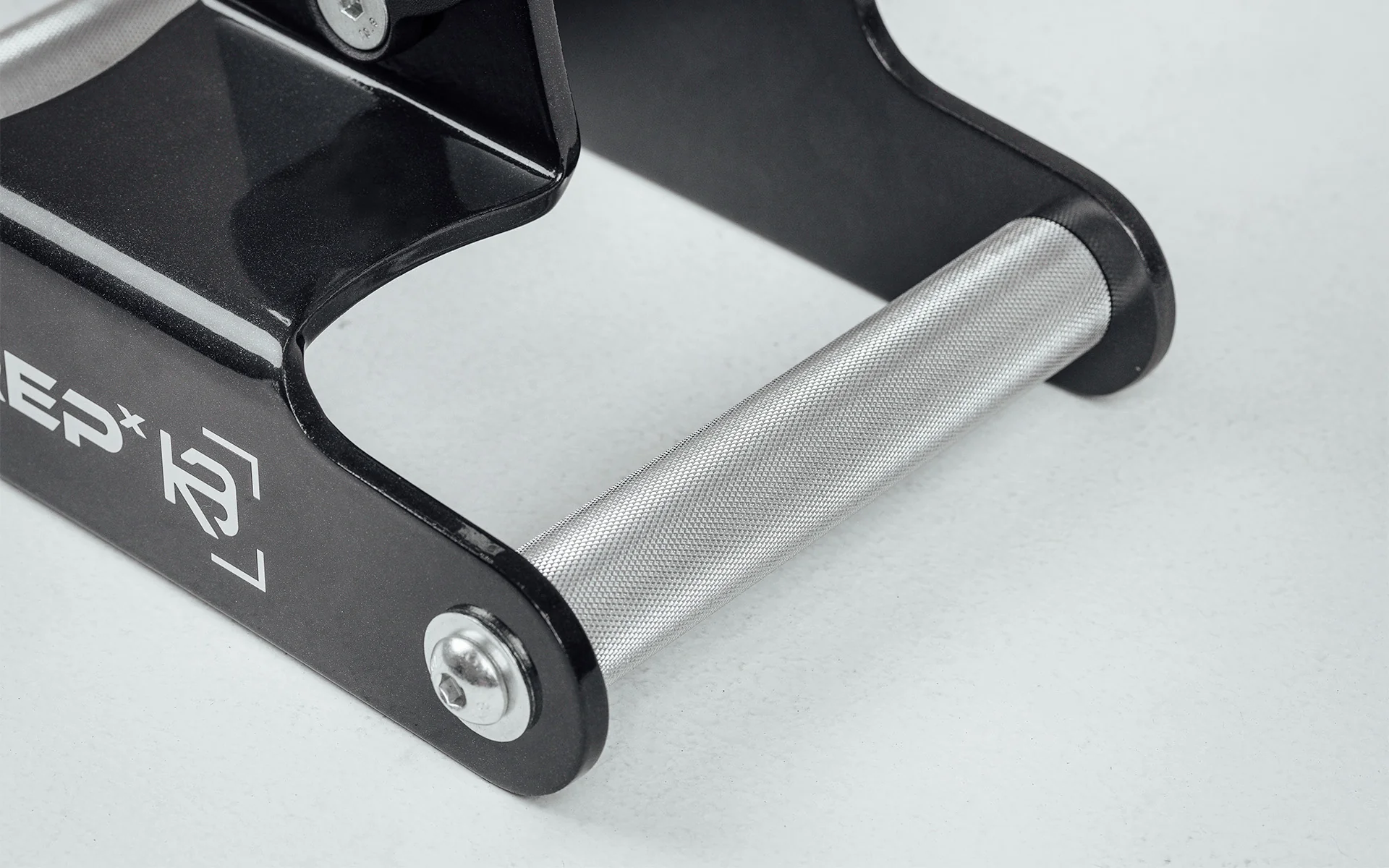 REP® x Kleva Built® Atlas™ Close-Grip Cable and Landmine Attachment - Image 4