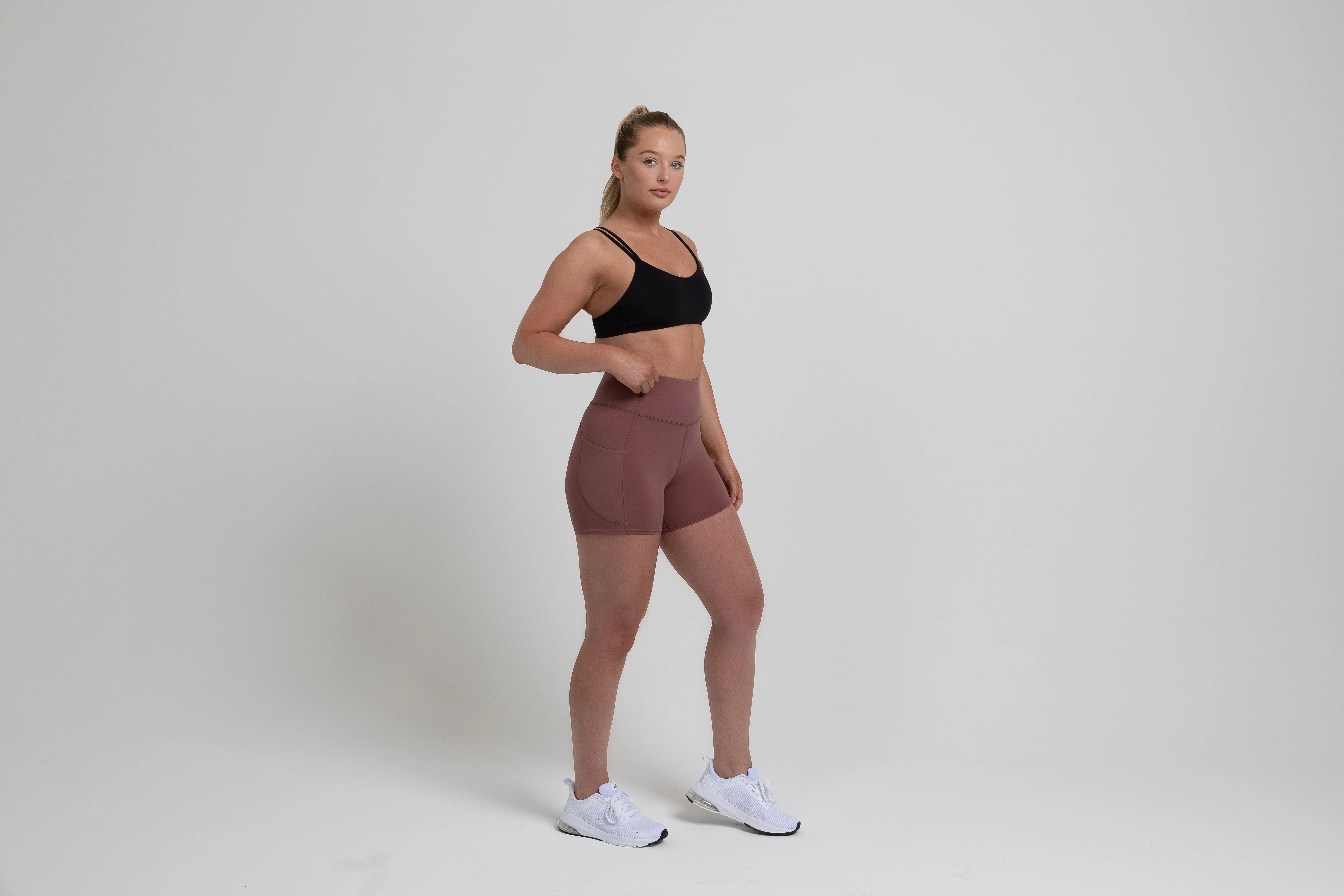 Clearance: Women’s Forma Shorts - Image 4